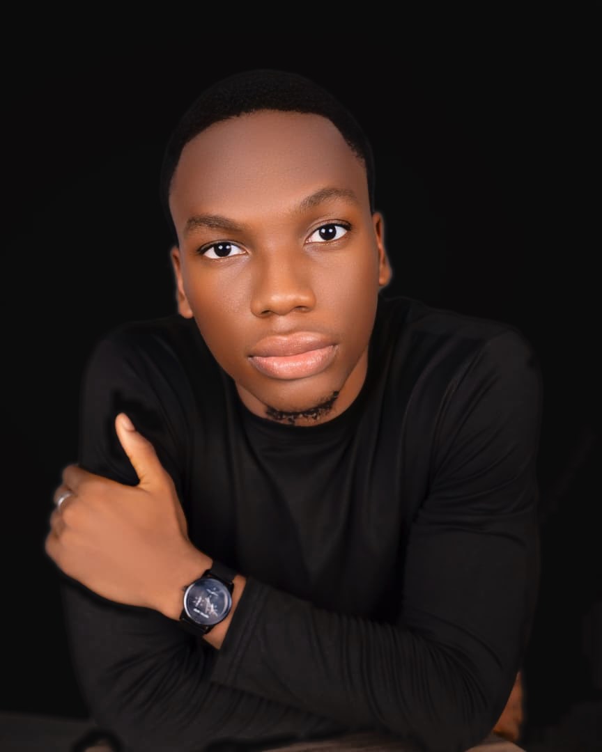 Studio portrait of Kalimnir
